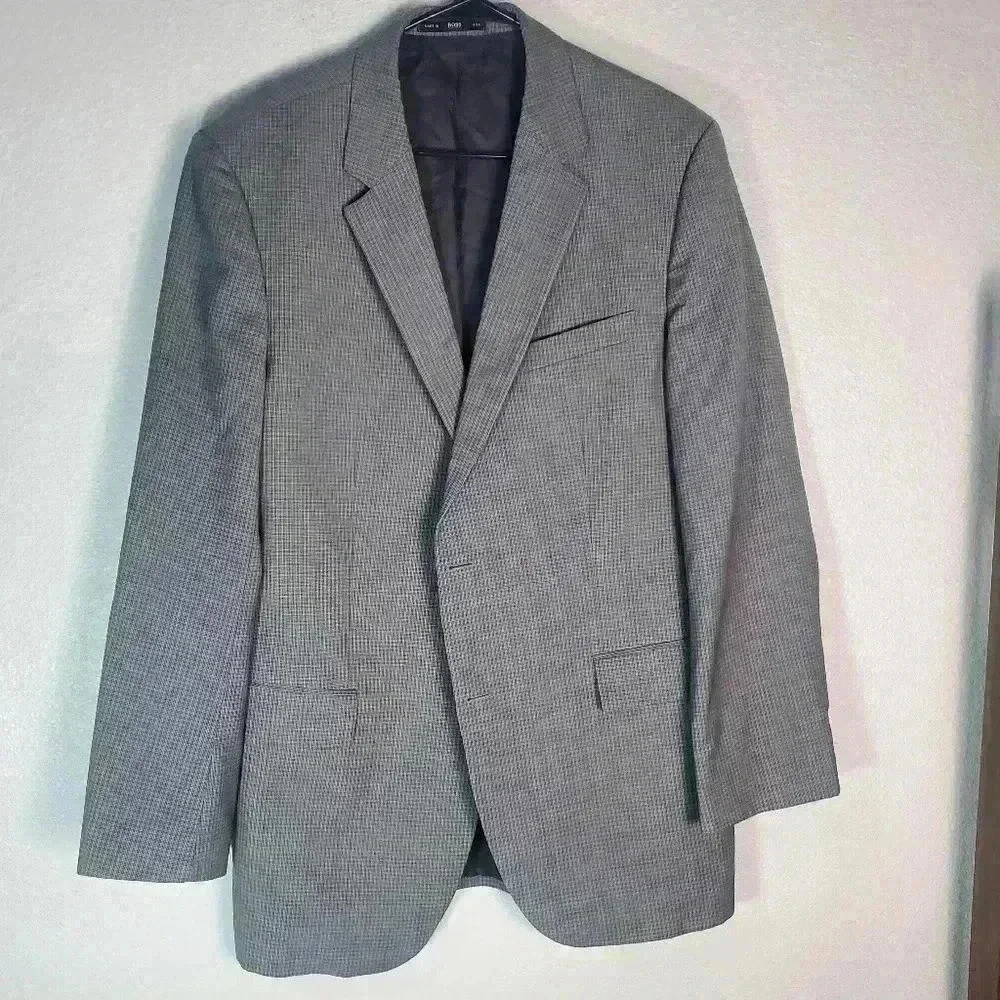 Hugo Boss Mens Made In USA 100% Virgin Wool Gray 2 Buttton Blazer Jacket Sz 46L